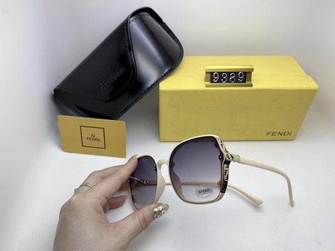 Fendi Sunglasses-163